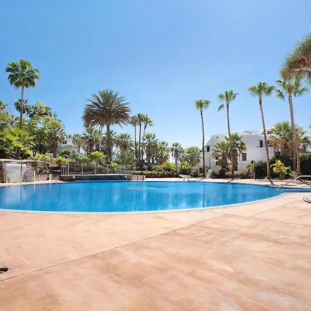 Apto Svezda El Dorado Апартаменты *